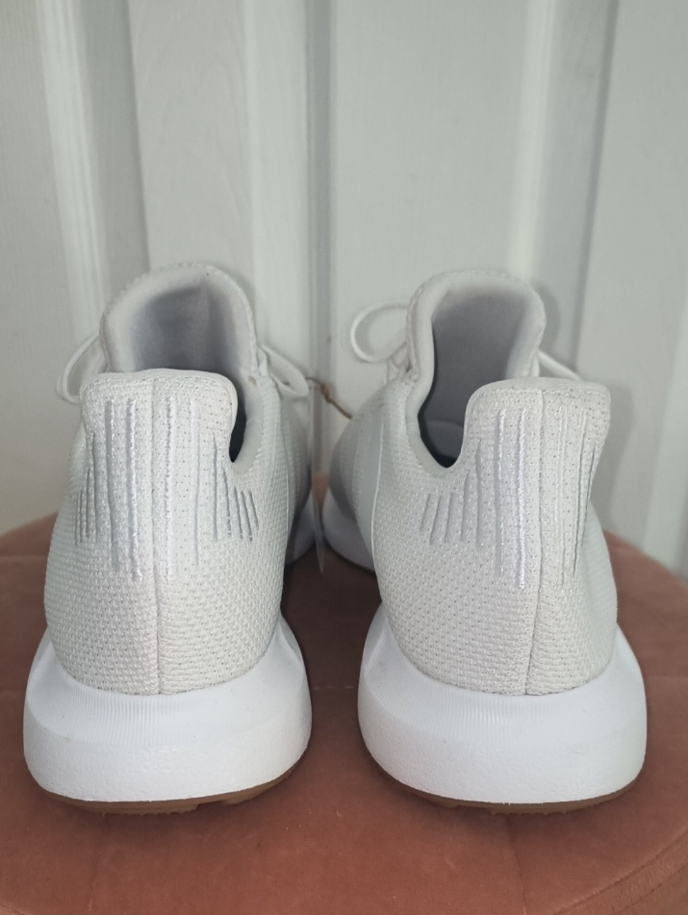 Adidas Swift Run 1.0 Sneakers White Mens Size 9.5 NWOB - Picture 6 of 9
